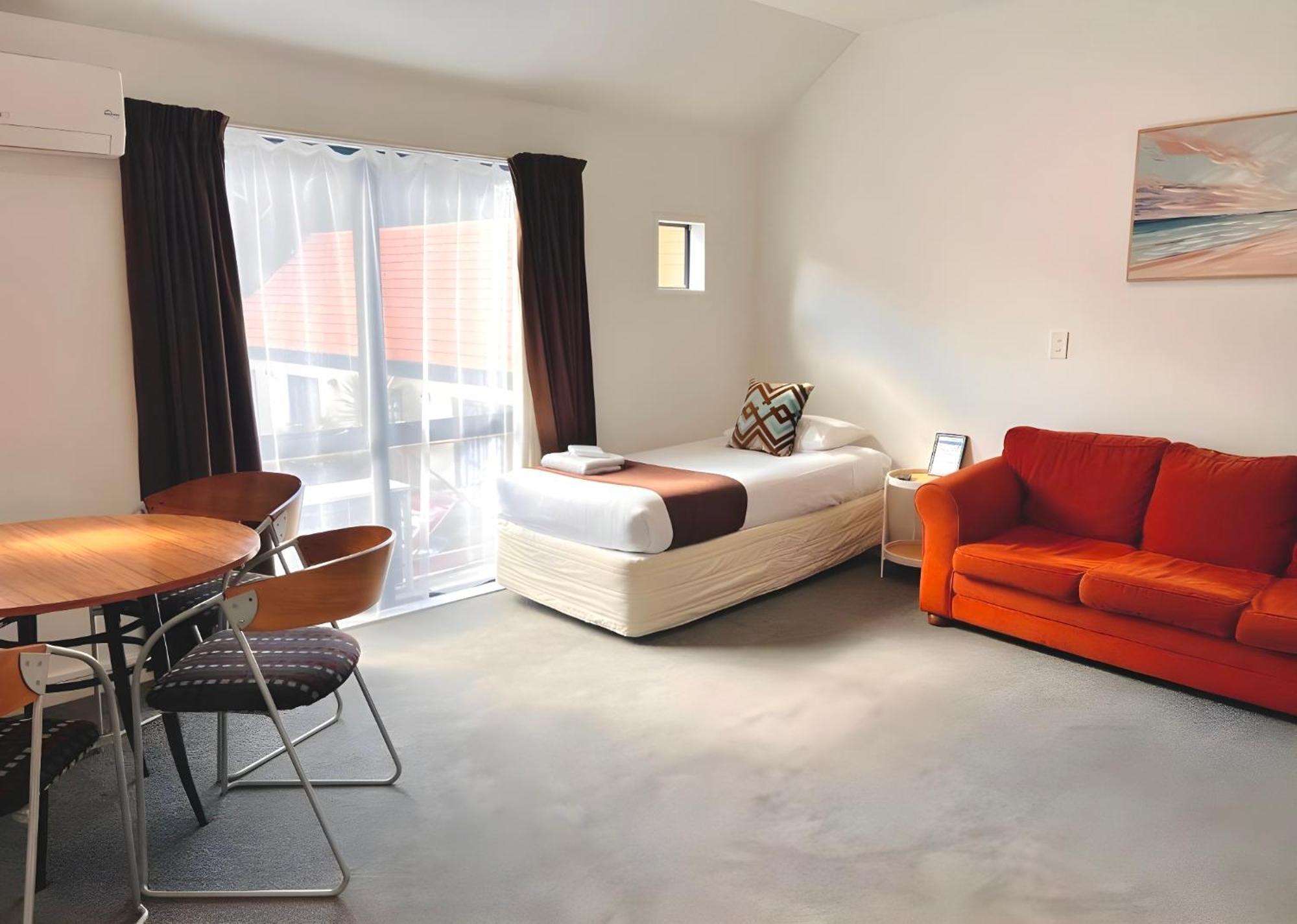 Bush Inn Court Motel Κράισττσερτς Εξωτερικό φωτογραφία